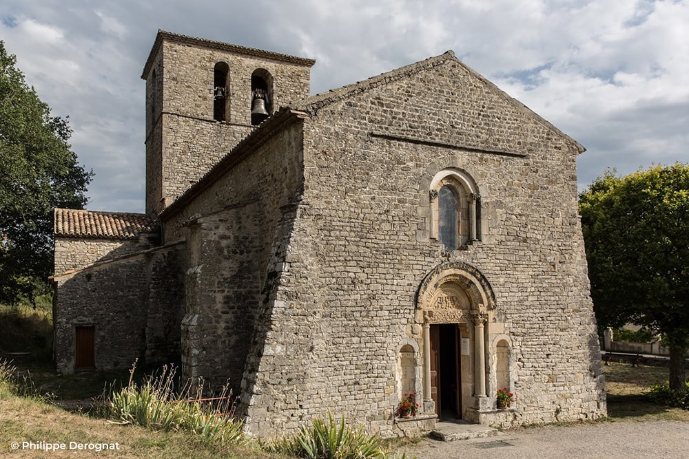 Fa&ccedil;ade ext&eacute;rieure de Notre-Dame de Beauvert
